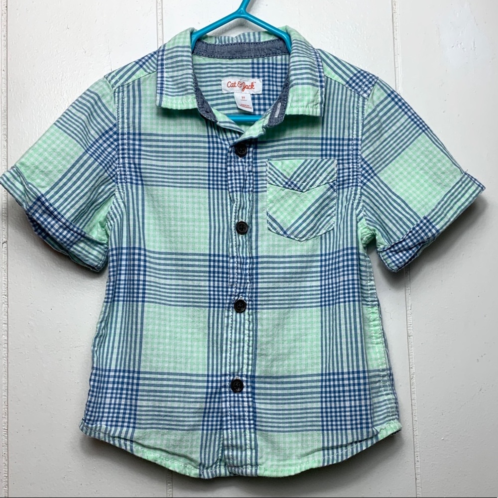 Boys 2T short sleeve shirt